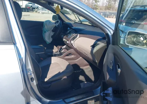 2011 Hyundai Tucson Limited from USA, damaged, VIN KM8JU3AC0BU196404